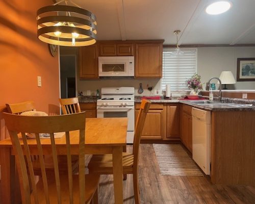 #1131 Dinig Room & Kitchen 2