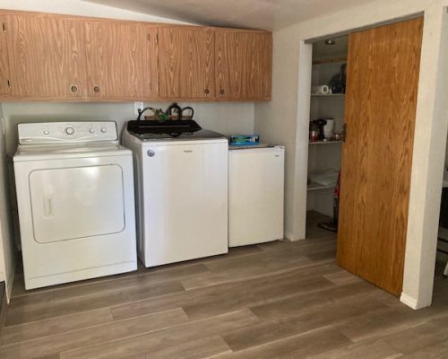1131-Large-Laundry-Room