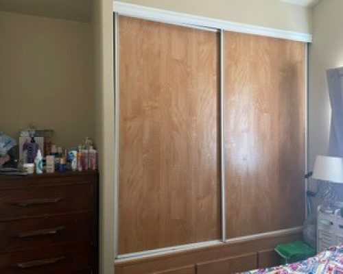 #135 Cubby space & slideing closet doors 1