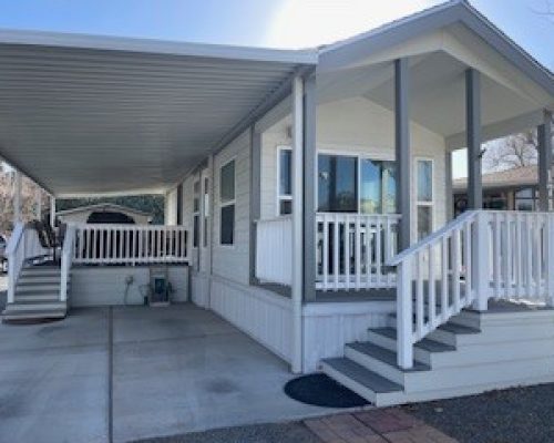 #171 Front & Driveway