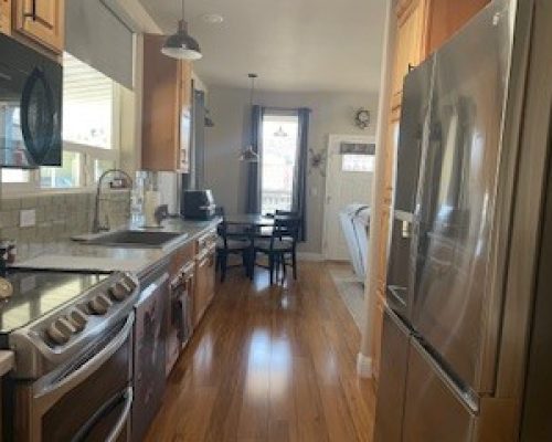 #2136 Efficiency Kitchen